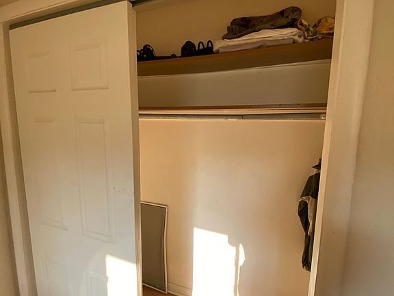 5th image of 10 Marvin Gdns APT C