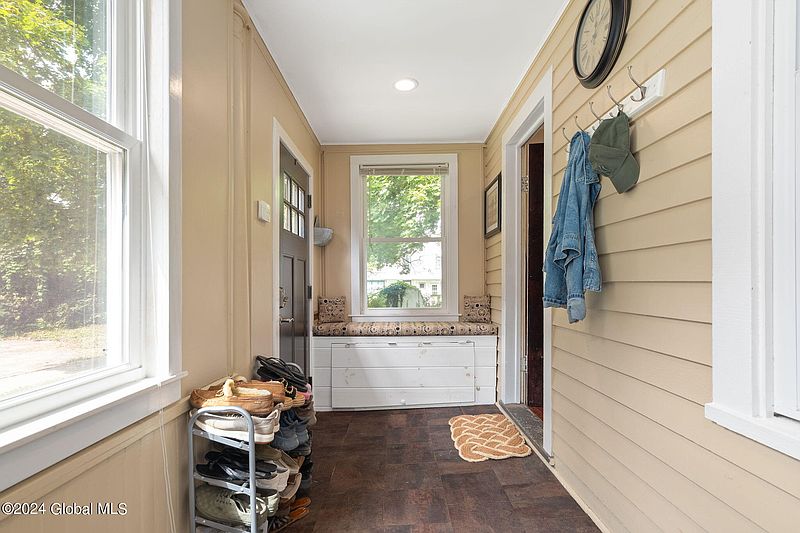 5th image of 7 Caldwell Street