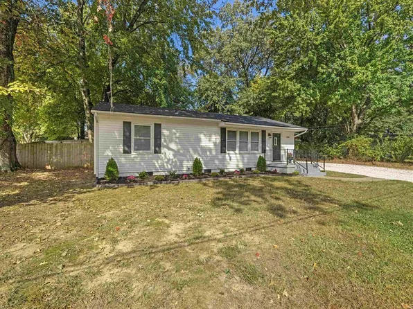 6530 Harmony Dr, Utica, KY 42376