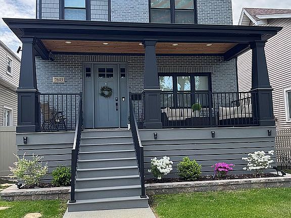 2nd image of 7649 W 65th Pl