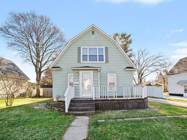 916 N River Ave, Alma, MI 48801
