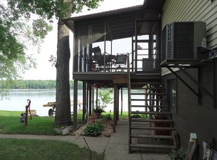 14611 Vans Rd, Fulton, IL 61252