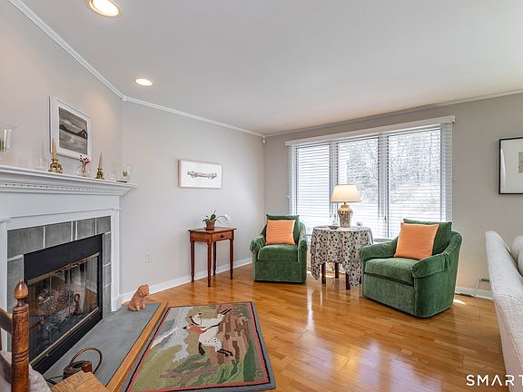 5th image of 87 Canaan Road #3F