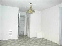 3rd image of 17214 Park Ave S