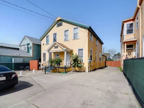 3 bed, 1.0 bath, 725 sqft, $2,695