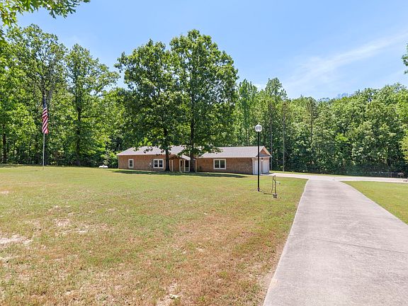 4th image of 513 Joseph Dr