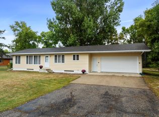 6630 16th Ave NW, Minot, ND 58703