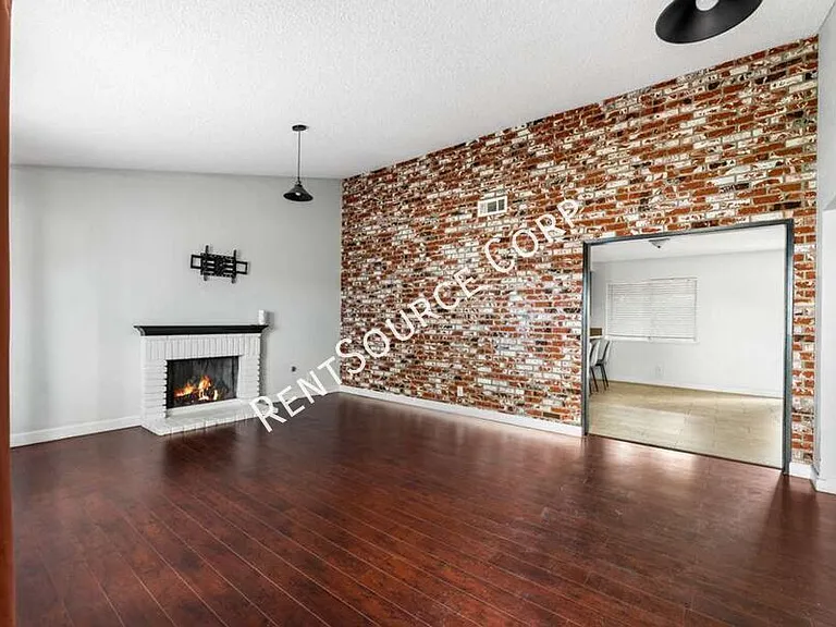 37925 Maureen St — Photo 9