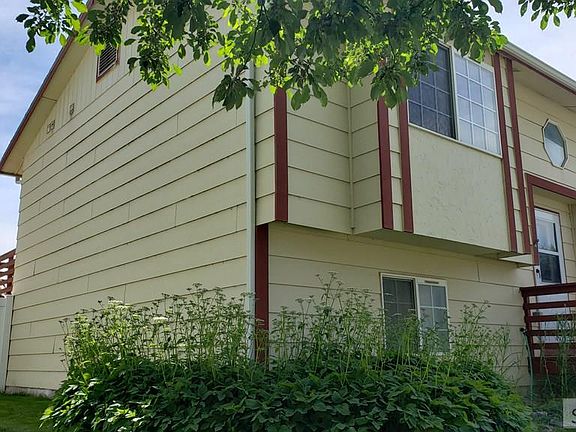 2nd image of 2805 Vesta Cir