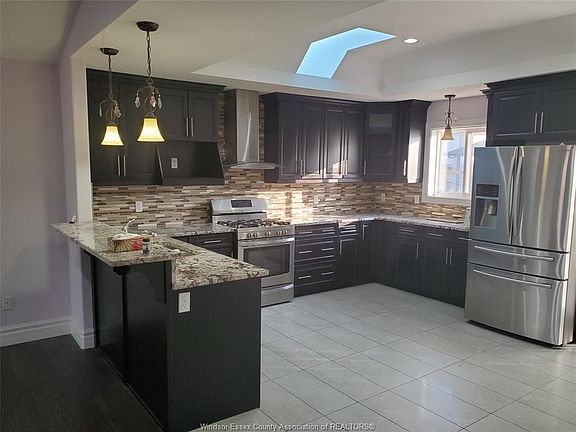 5th image of 1265 Cancun St