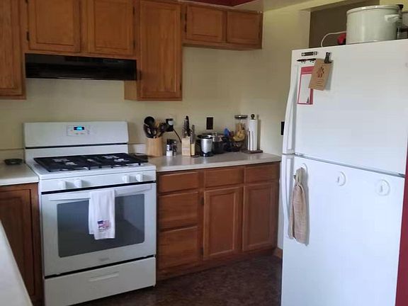 4th image of 9164 Meadowview Ct
