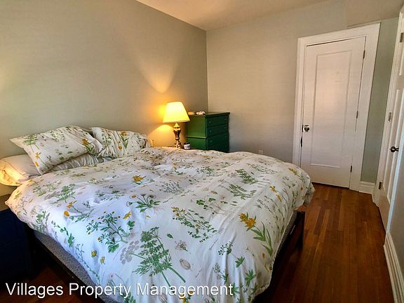 4th image of 8643 E Jefferson Ave #6-915