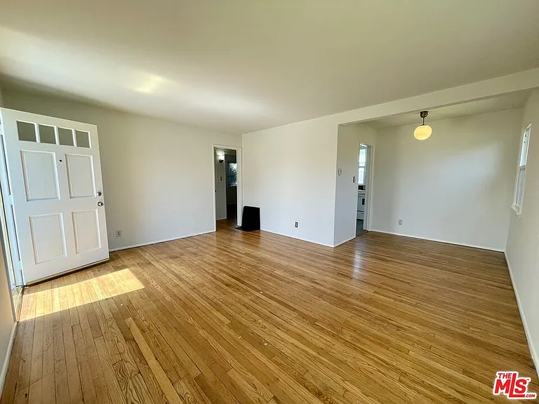 5954 W 85th Pl — Photo 3