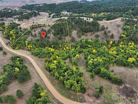 3rd image of 24 Ponderosa Pass Rd