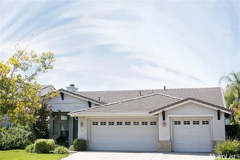 1515 Danbrook Dr photo 1