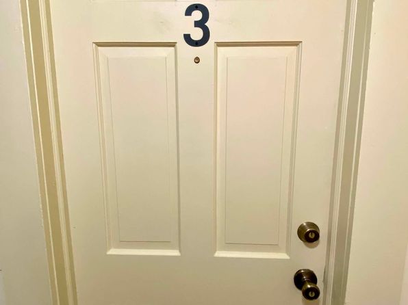 358 Chestnut St #3