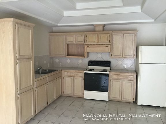 4th image of 2108 Peridot St APT 6