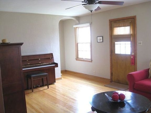 5th image of 2372 N 90th St
