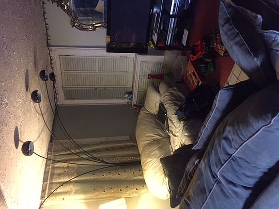 4th image of 243 Wyona St