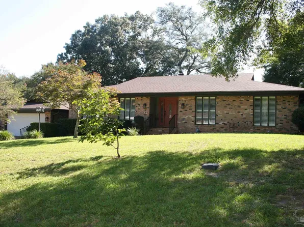 8710 Scenic Hills Dr, Pensacola, FL 32514
