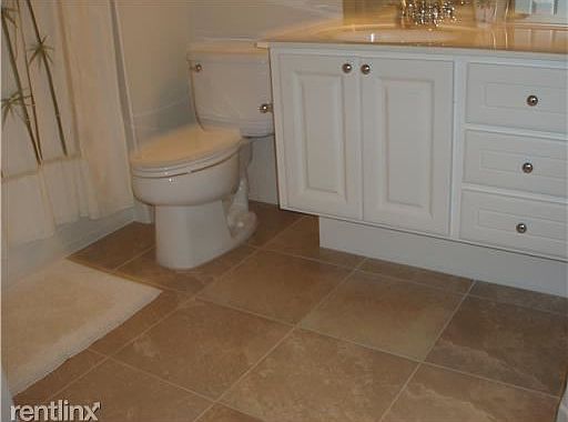 4th image of 1094 Pinewood Lake Ct