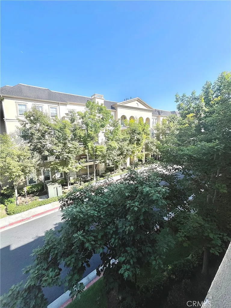 2 bed, 1260 sqft, $3,590 — Photo 1