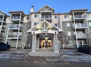 12650 142nd Ave NW #1A, Edmonton, AB T5X 0J4