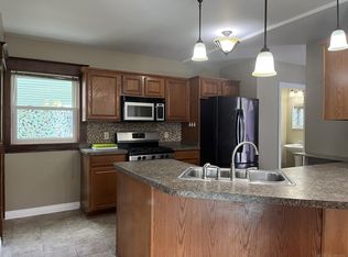 1413 Linval St, Lansing, MI 48910