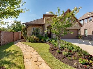 401 Middleton Dr, Roanoke, TX 76262