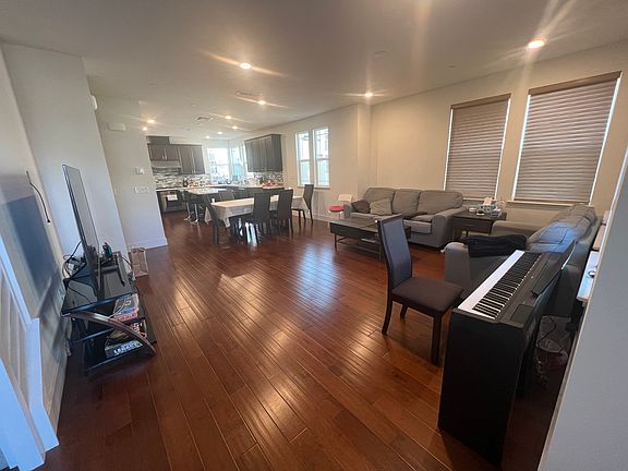 4th image of 556 San Martin Ter APT 5