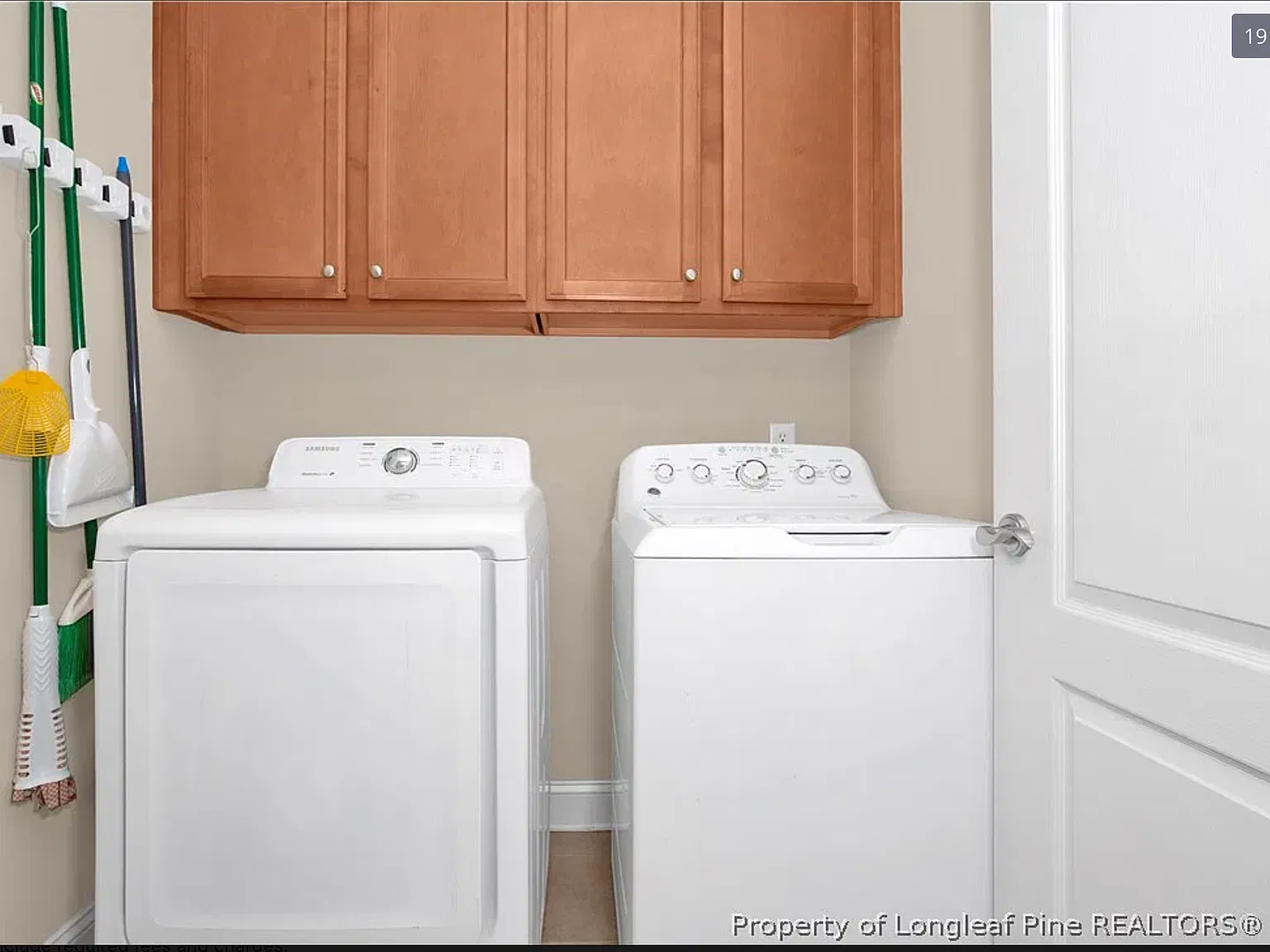 1922 Harcourt Circle - 101 — Photo 2
