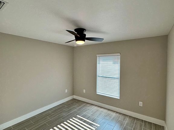 2nd image of 2164 Edison Ave #2164