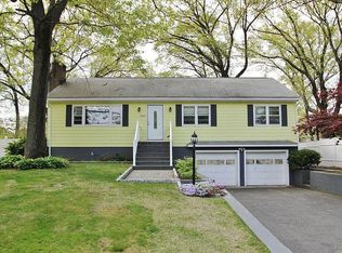 3015 Old Town Rd, Bridgeport, CT 06606