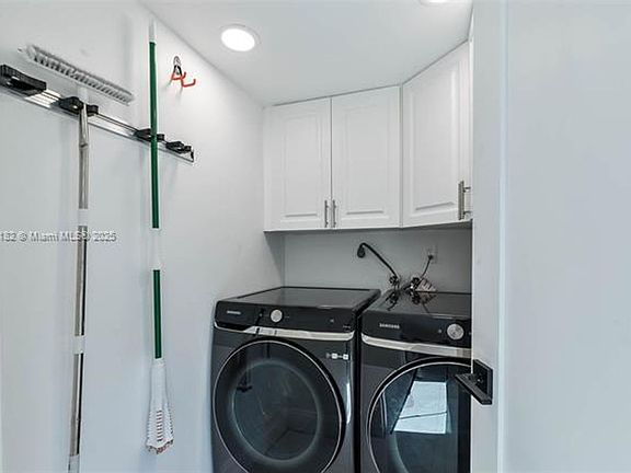5th image of 650 NW 98th Ct #0