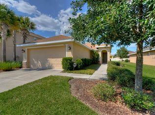 17417 New Cross Cir, Lithia, FL 33547