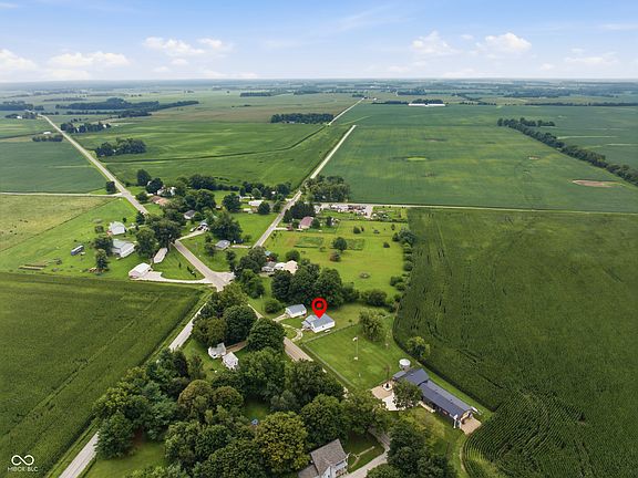 2nd image of 6673 N Old State Road 55