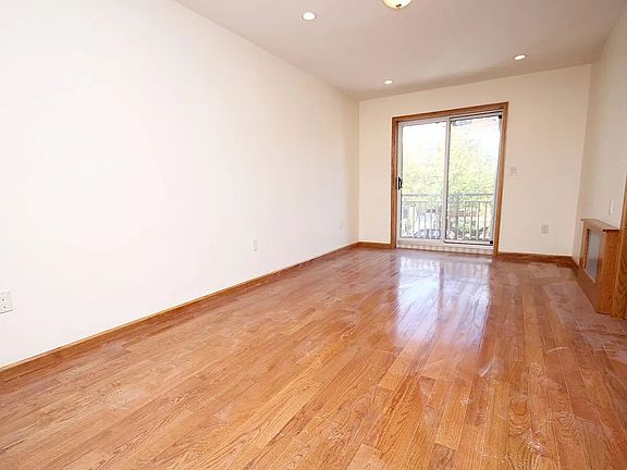 4th image of 31-76 45th St #3-B