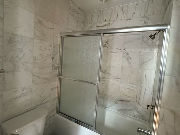 2nd image of 230 Newbury St #5
