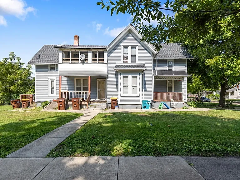 827 Ferguson St #1 — Photo 3