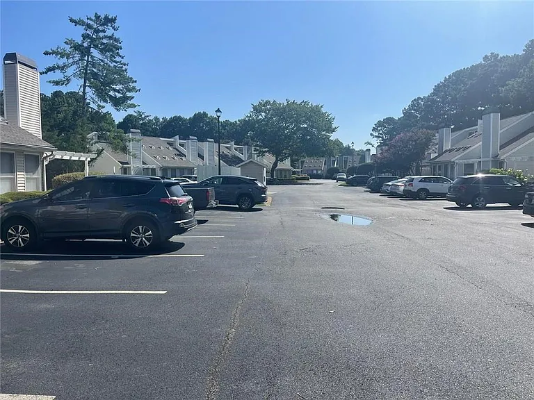 1622 Homestead Trl — Photo 12