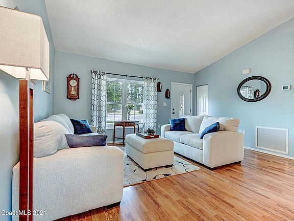 4th image of 2840 Jupiter Blvd SE