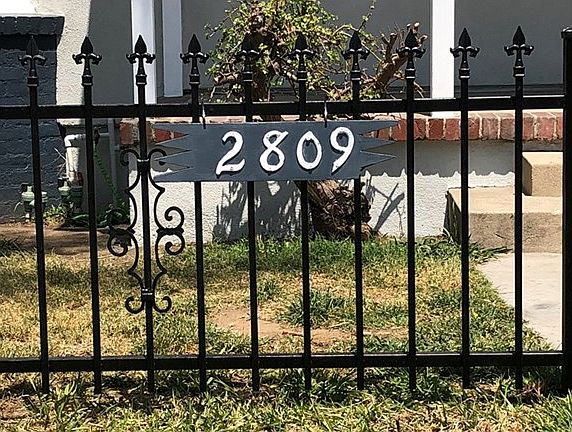 3rd image of 2809 W Hellman Ave