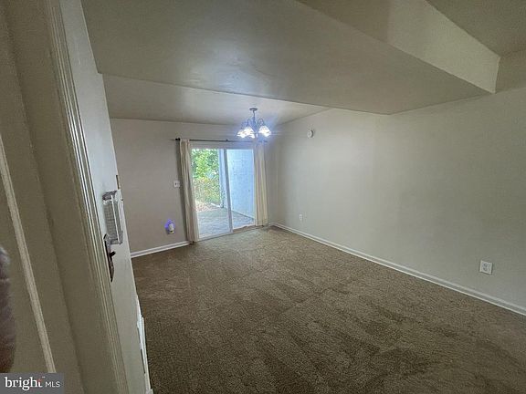 5th image of 431 Barrister Pl