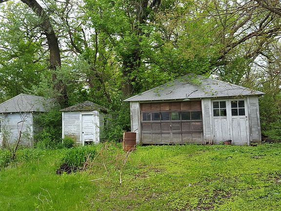 3rd image of 1S074 Joliet St