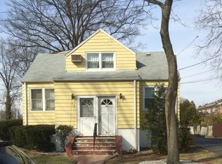 90 Kaufman Ave, Little Ferry, NJ 07643