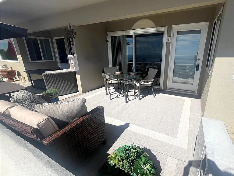 21702 Ocean Vista Dr #B — Photo 8