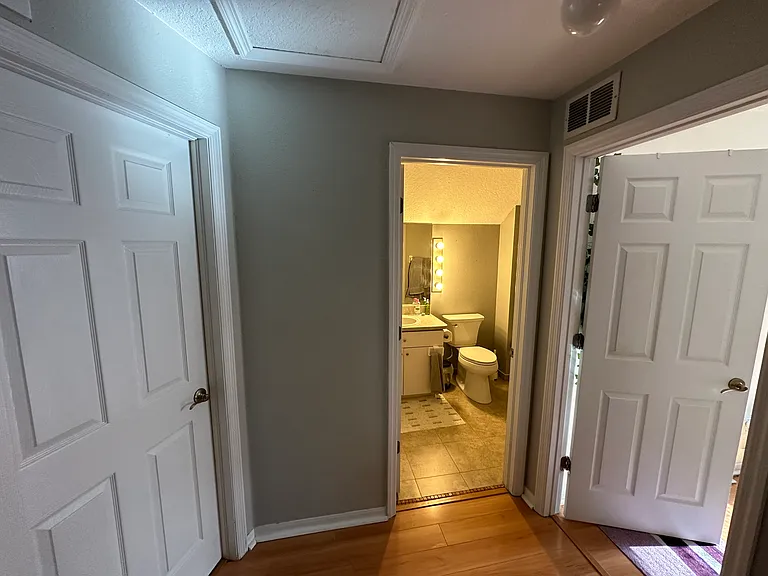 Upstairs - 3 bedrooms / 1 bathroom