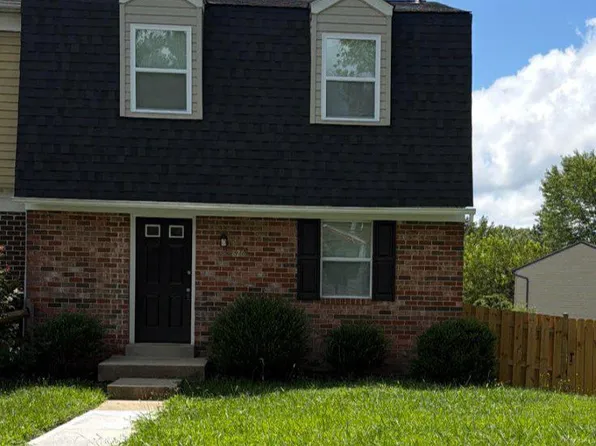 826 Holly Dr, La Plata, MD 20646
