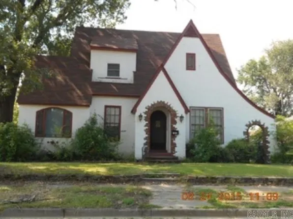 1002 W 24th Ave, Pine Bluff, AR 71601