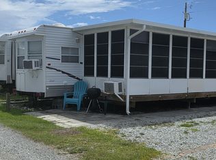 75 Leeward St, Sneads Ferry, NC 28460
